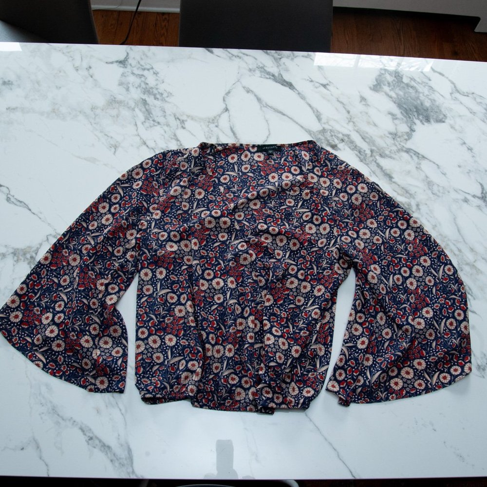 Sanctuary Blue Floral Big Bell Sleeve Wrap Top Size Large